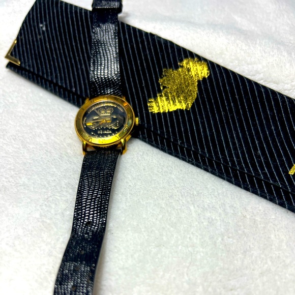 Irish Claddagh watch - Picture 1 of 5